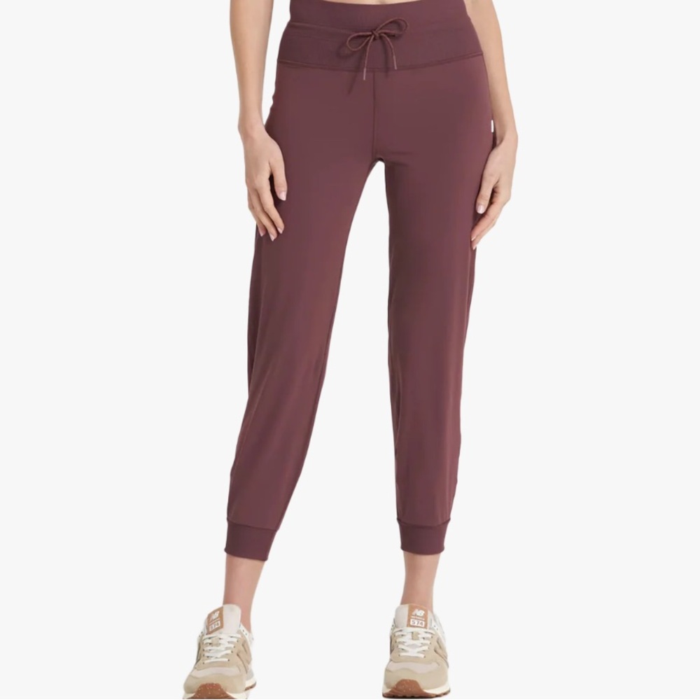 VUORI WOMEN'S DAILY JOGGER